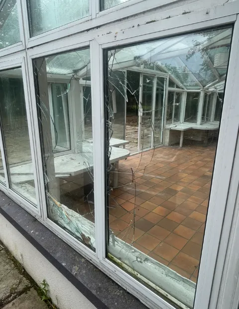 Window repair in Wicklow to replace broken glass